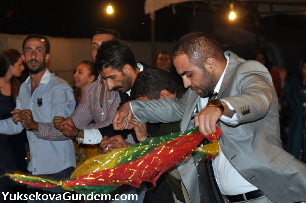 Yiğit Ailesinin Mutlu Günü 85