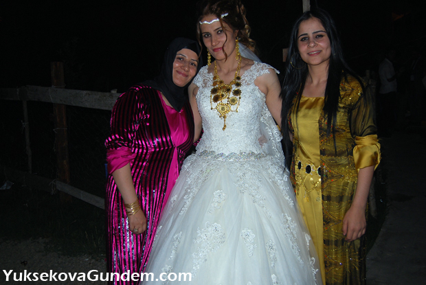 Yiğit Ailesinin Mutlu Günü 94
