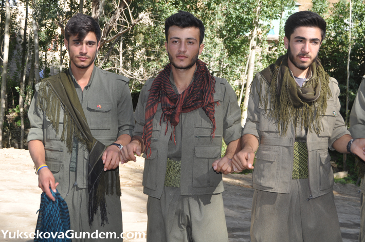 Kırmızıtaş Ailesinin Mutlu Günü 16