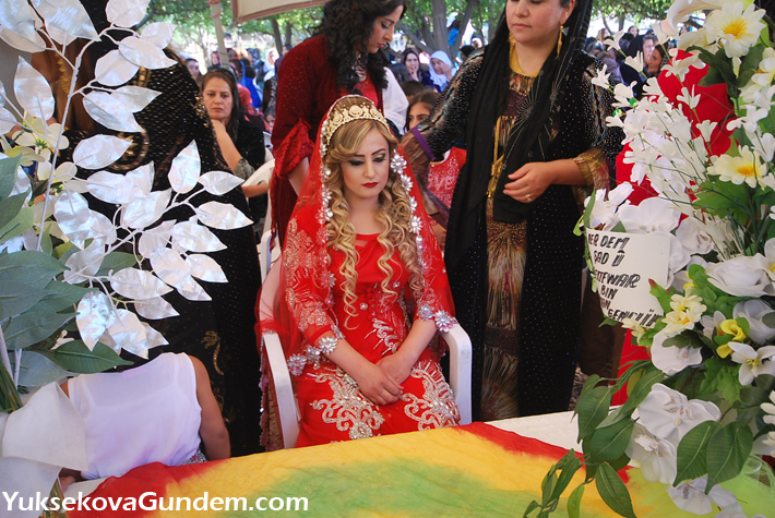 Özdemir ve Diri Ailesinin Mutlu Günü 17