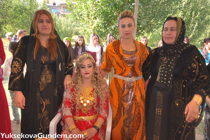 Özdemir ve Diri Ailesinin Mutlu Günü 26