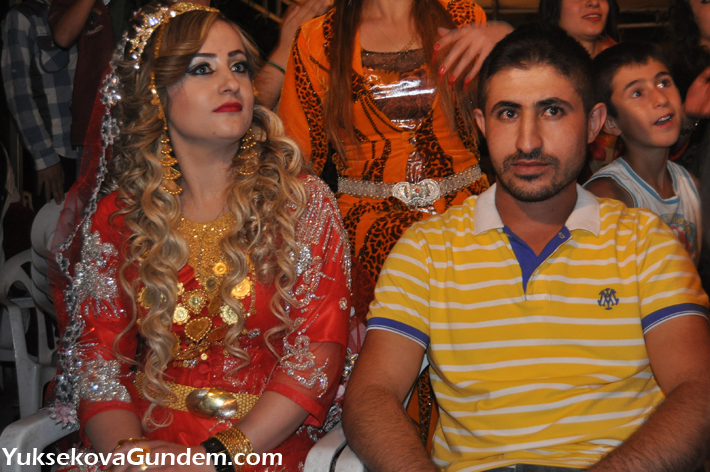 Özdemir ve Diri Ailesinin Mutlu Günü 60