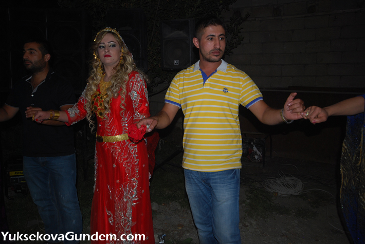 Özdemir ve Diri Ailesinin Mutlu Günü 72