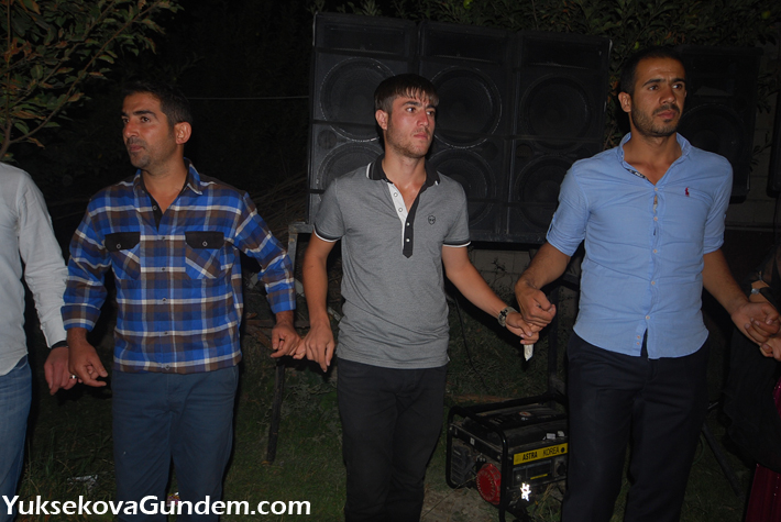 Özdemir ve Diri Ailesinin Mutlu Günü 77