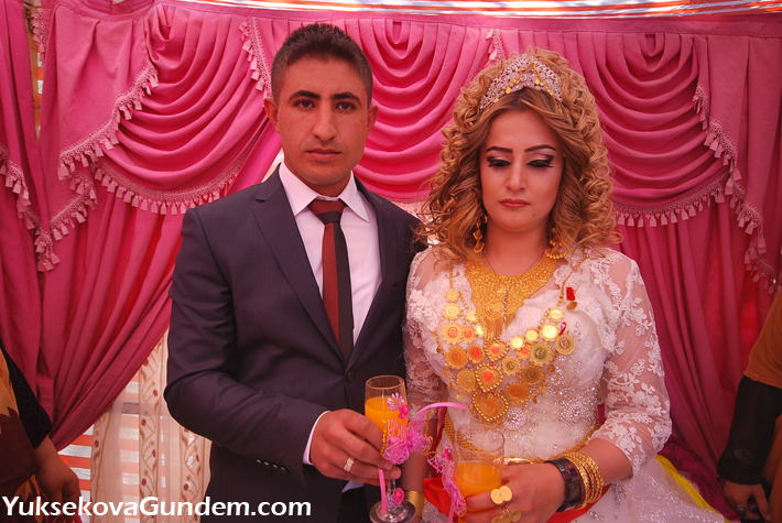 Özdemir ve Diri Ailesinin Mutlu Günü 83
