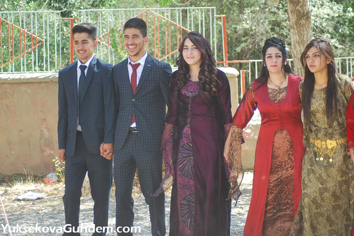 Özdemir ve Diri Ailesinin Mutlu Günü 86