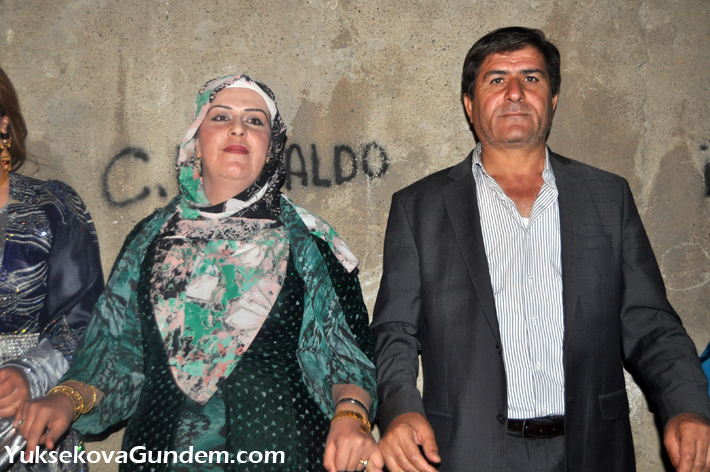 Yalçın Ailesinin Mutlu Günü 96