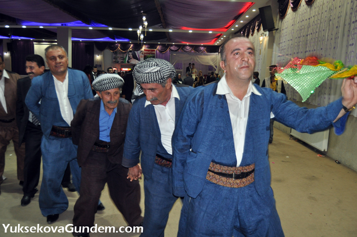 Ucun Ailesinin Mutlu Günü 28