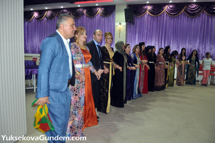 Ucun Ailesinin Mutlu Günü 40
