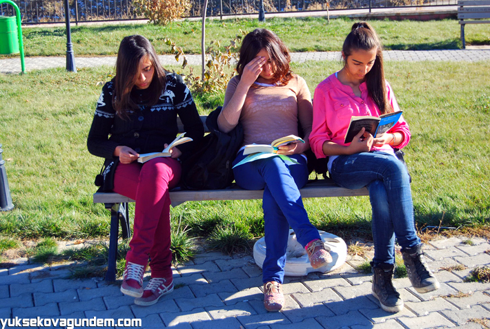 Şemsettin Onay Lisesi Kitap Okuma Etkinliği 4