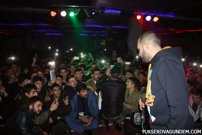 Serhado Yüksekova'da Coşku dolu Bir Konser Verdi 30