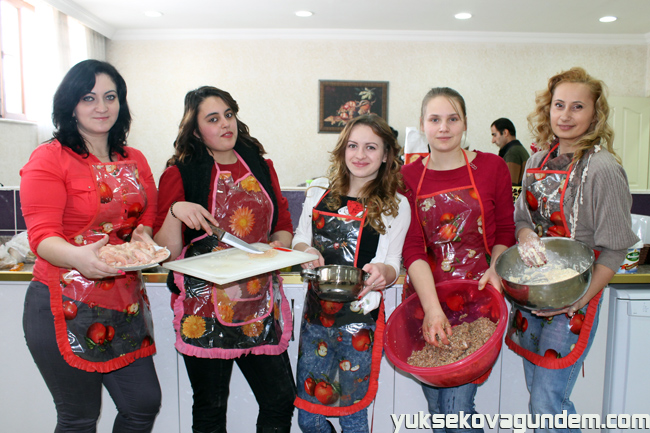 Yüksekova'da Romanya ve Moldovanın Yöresel Yemekleri 10
