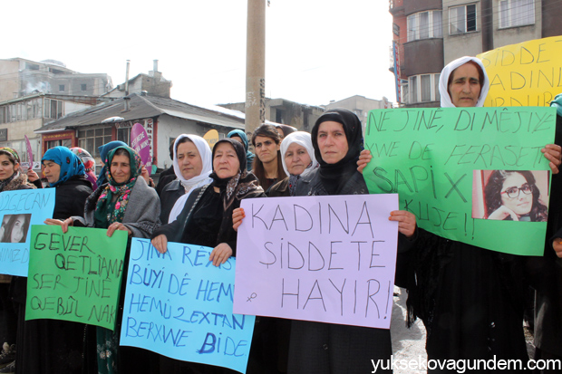Yüksekova Özgecan İçin Yürüdü 6