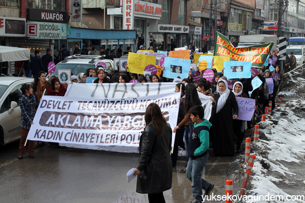 Yüksekova Özgecan İçin Yürüdü 7