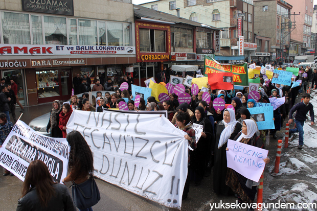 Yüksekova Özgecan İçin Yürüdü 9