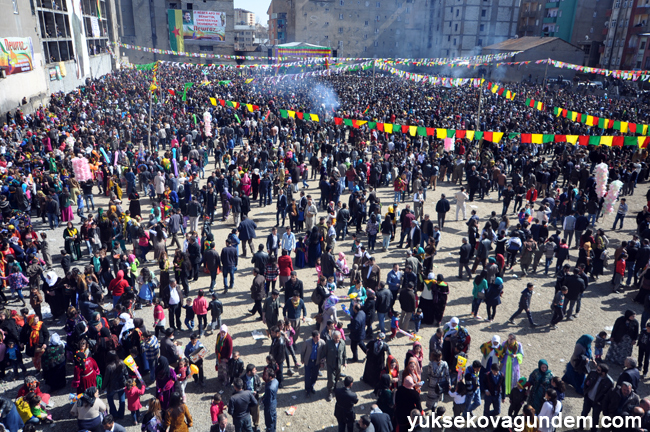 Yüksekova'da Newroz Coşkusu 215