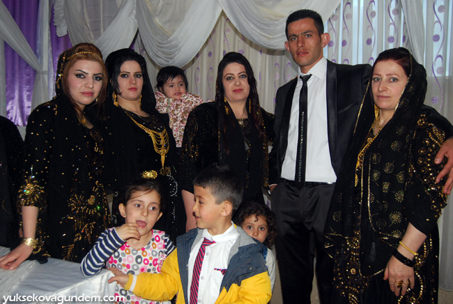 Öztürk Ailesinin Mutlu Günü 23