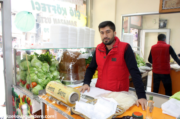 Yüksekova'da Yeni İş Yeri Açılışı Yapıldı 7