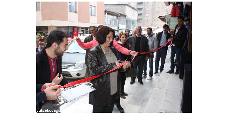 Yüksekova'da Yeni İş Yeri Açılışı Yapıldı