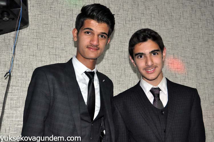 Yüksekova Toki Anadolu Lisesi'nin Mezuniyet Gecesi 82