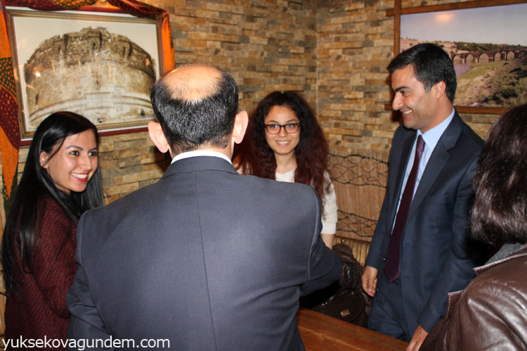 HDP Hakkari Adayları Yüksekova'da Esnafı Ziyaret Etti 27