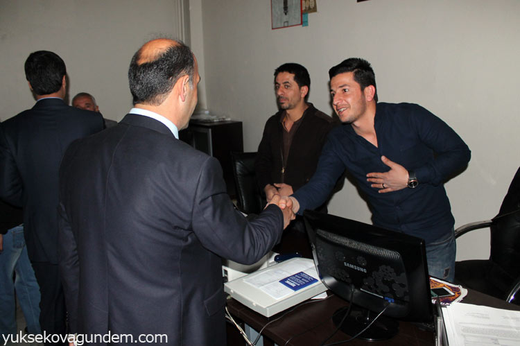 HDP Hakkari Adayları Yüksekova'da Esnafı Ziyaret Etti 31