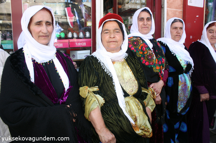 Yüksekova'da 1 Mayıs 15