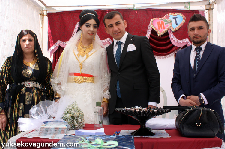 Yüksekova Düğünleri (02-03) Mayıs 2015 10