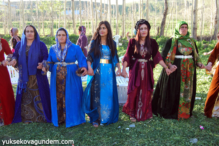 Yüksekova Düğünleri (02-03) Mayıs 2015 100