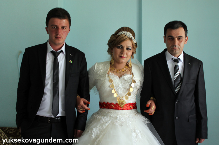 Yüksekova Düğünleri (02-03) Mayıs 2015 137