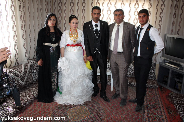 Yüksekova Düğünleri (02-03) Mayıs 2015 32