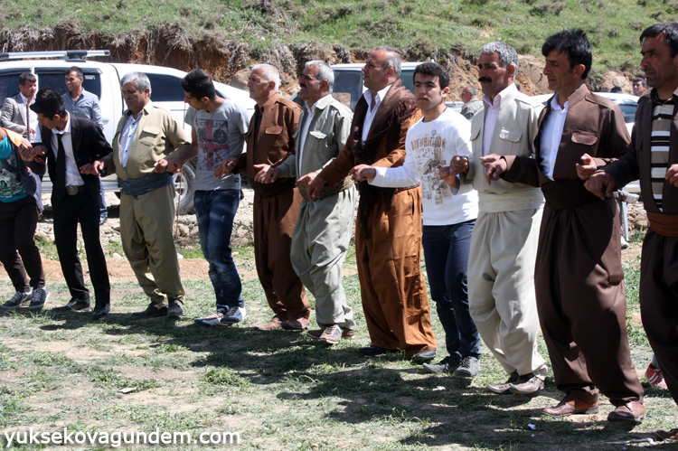 Yüksekova Düğünleri (02-03) Mayıs 2015 35