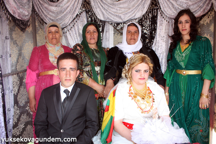 Yüksekova Düğünleri (02-03) Mayıs 2015 47