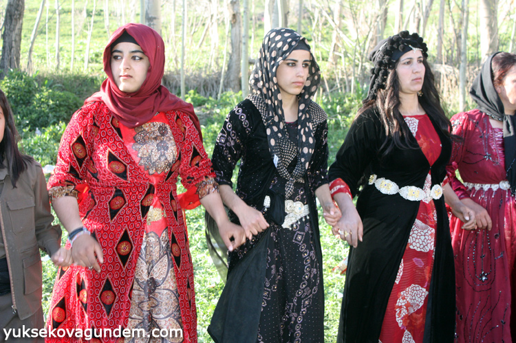 Yüksekova Düğünleri (02-03) Mayıs 2015 77