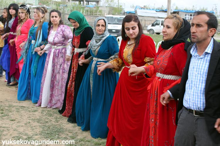 Yüksekova Düğünleri (09-10) Mayıs 2015 111