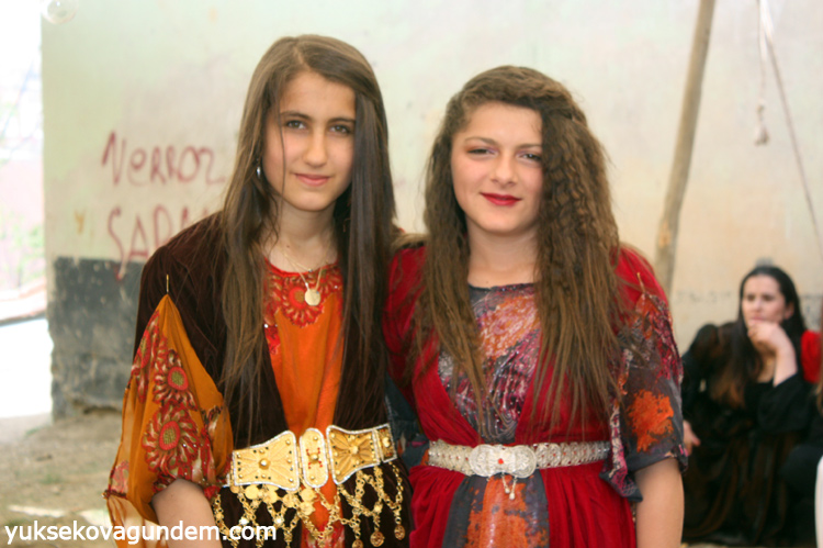 Yüksekova Düğünleri (09-10) Mayıs 2015 144