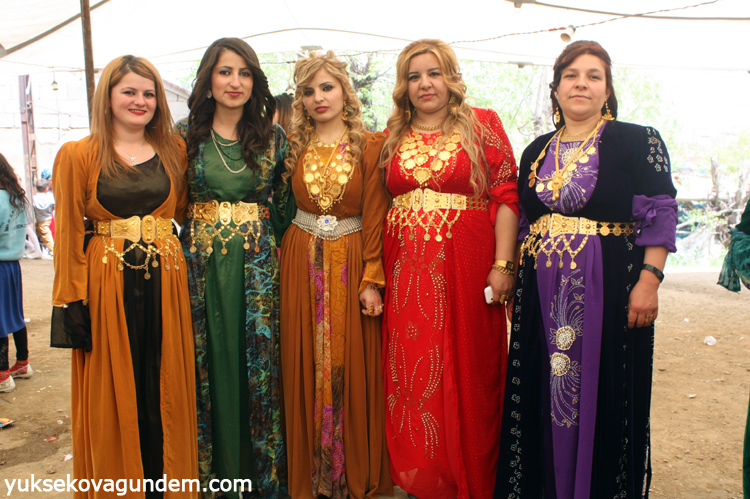 Yüksekova Düğünleri (09-10) Mayıs 2015 146