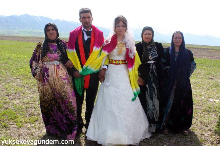 Yüksekova Düğünleri (09-10) Mayıs 2015 16