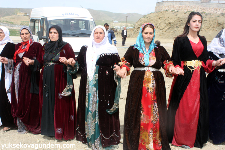 Yüksekova Düğünleri (09-10) Mayıs 2015 167