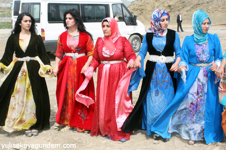 Yüksekova Düğünleri (09-10) Mayıs 2015 168