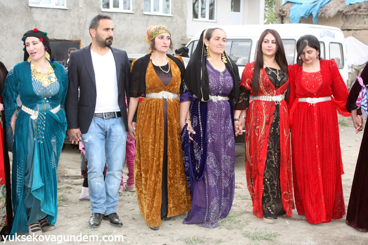 Yüksekova Düğünleri (09-10) Mayıs 2015 198