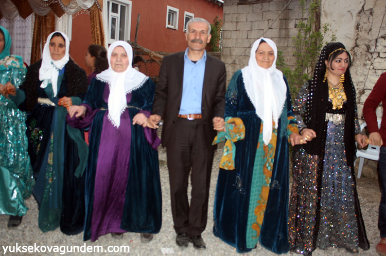Yüksekova Düğünleri (09-10) Mayıs 2015 200