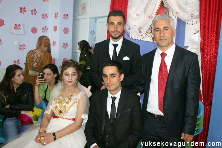 Kamalı Ailesinin Mutlu Günü 15