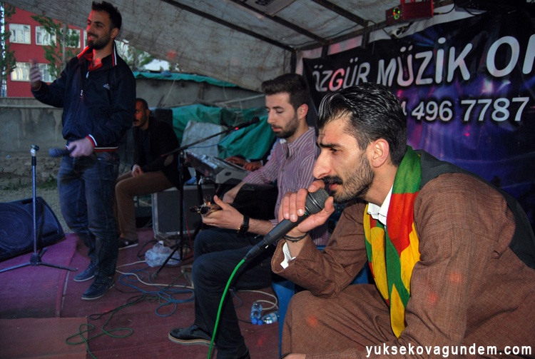 Ertan ailesinin mutlu günü 41