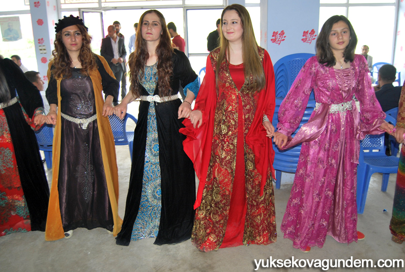 Öner Ailesinin Mutlu Günü 12