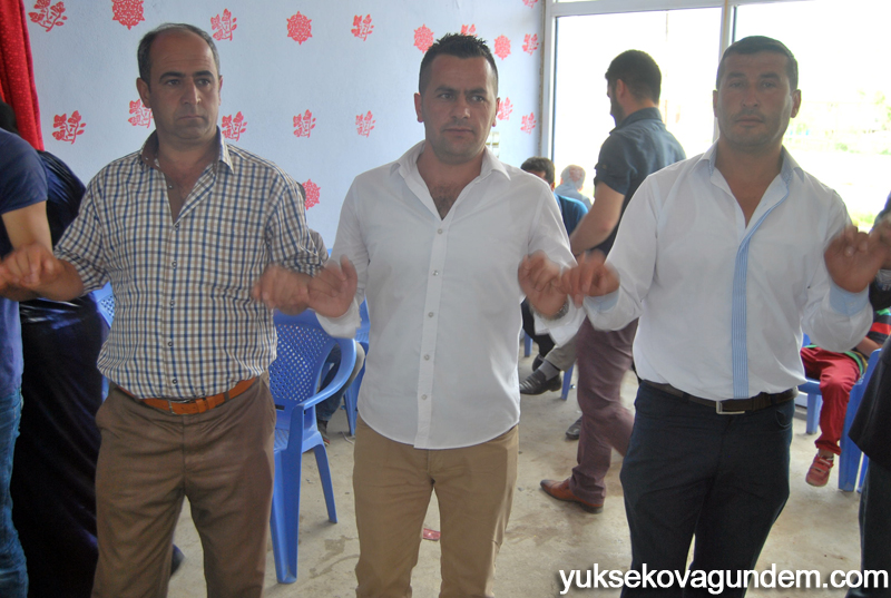 Öner Ailesinin Mutlu Günü 27