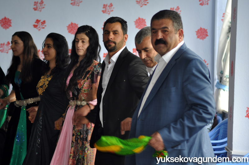 Öner Ailesinin Mutlu Günü 39