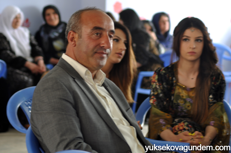 Öner Ailesinin Mutlu Günü 43