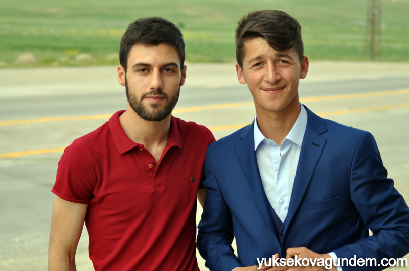 Öner Ailesinin Mutlu Günü 52