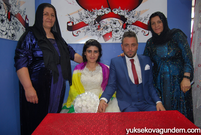 Öner Ailesinin Mutlu Günü 8